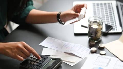 5 Ways to Track Your Business Expenses & Income